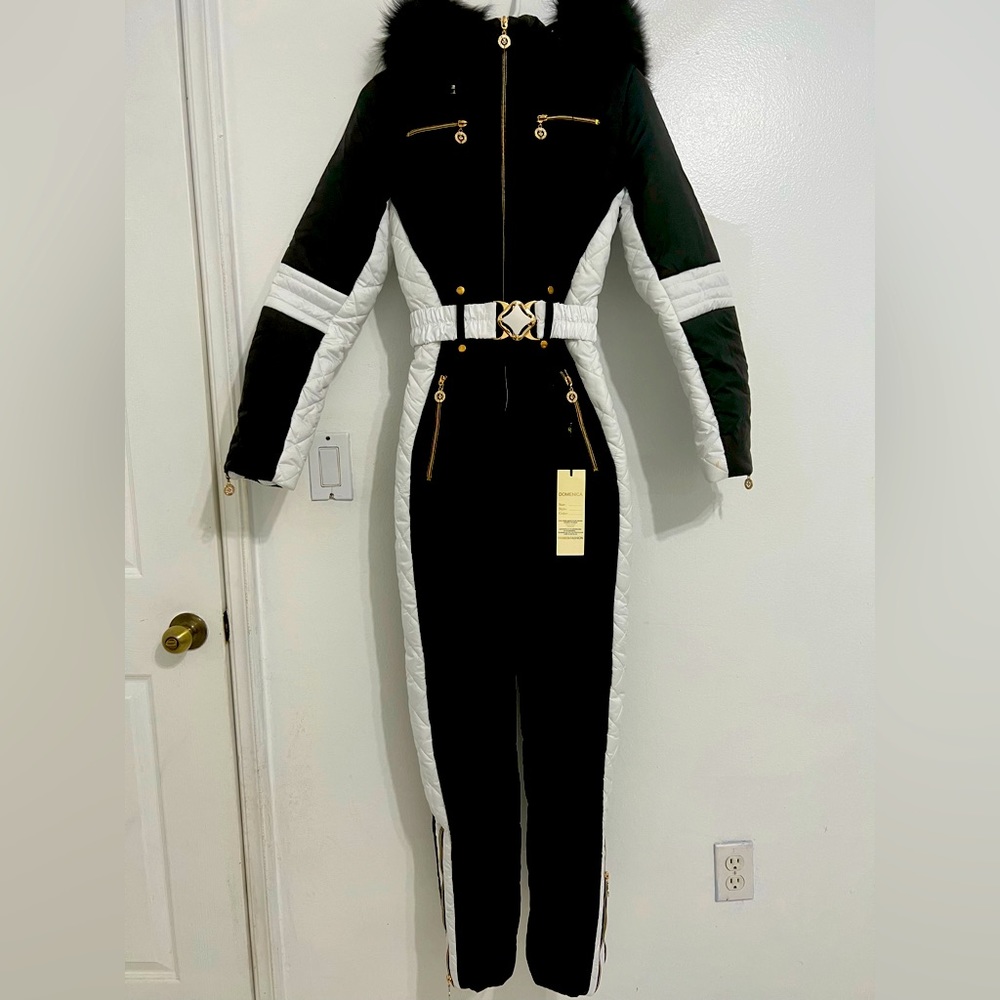 - ski jumpsuit